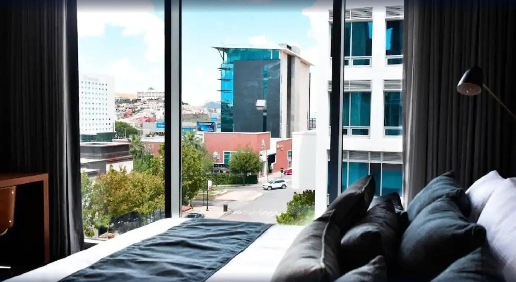 Four Points By Sheraton Distrito Uno Чиуауа Екстериор снимка