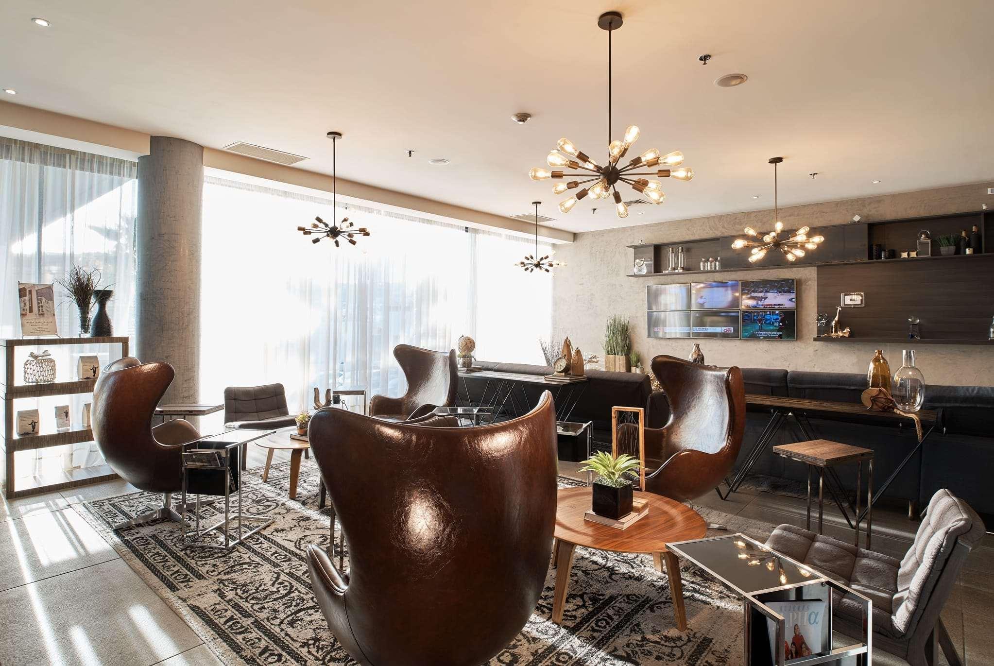 Four Points By Sheraton Distrito Uno Чиуауа Екстериор снимка