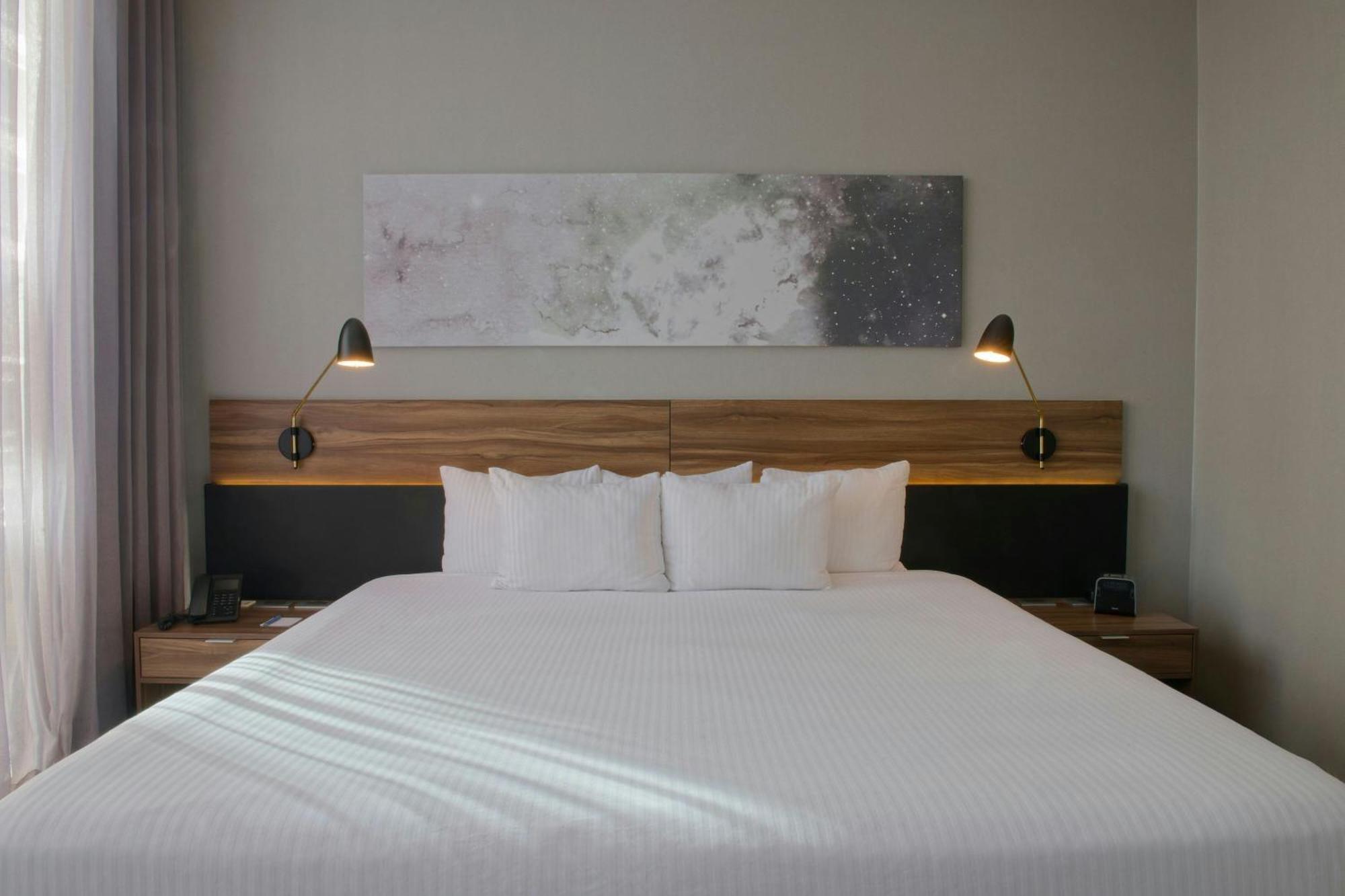 Four Points By Sheraton Distrito Uno Чиуауа Екстериор снимка