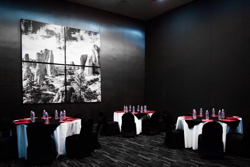 Four Points By Sheraton Distrito Uno Чиуауа Екстериор снимка